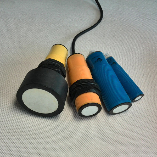 দূরত্ব এবং স্তর পরিমাপের জন্য RS485 4-20mA 10 মিটার পরিসীমা সহ অতিস্বনক সেন্সর